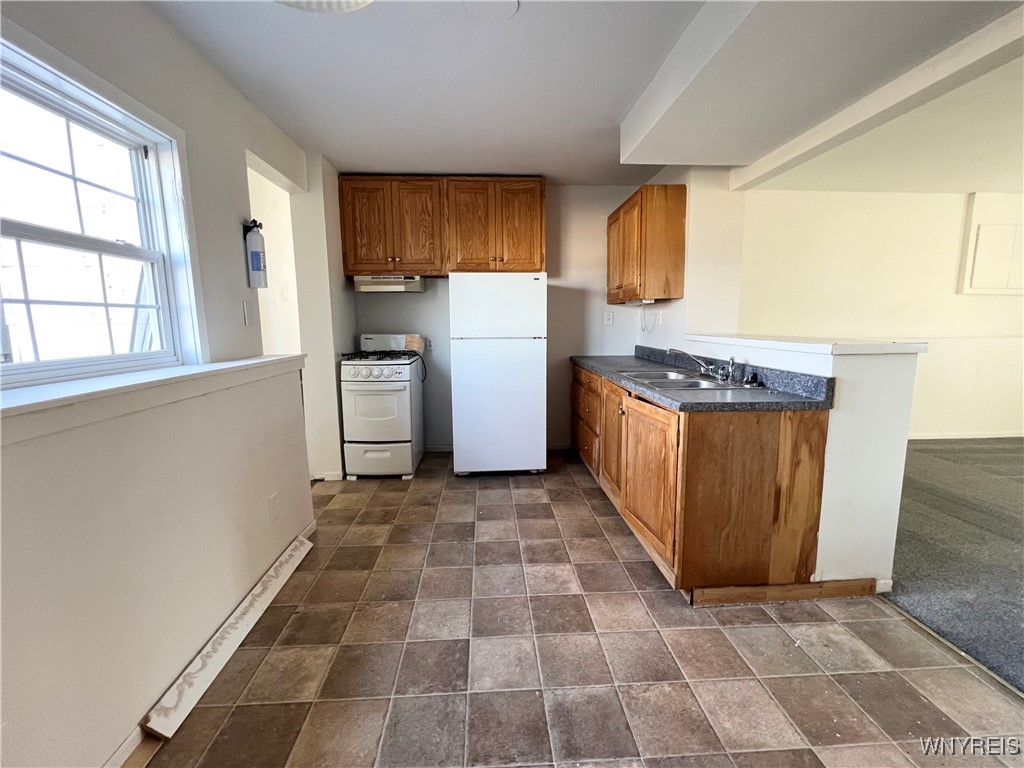 3984 Harvard Street Hamburg, NY 14075 - Photo 29 of 37 Apt Kit