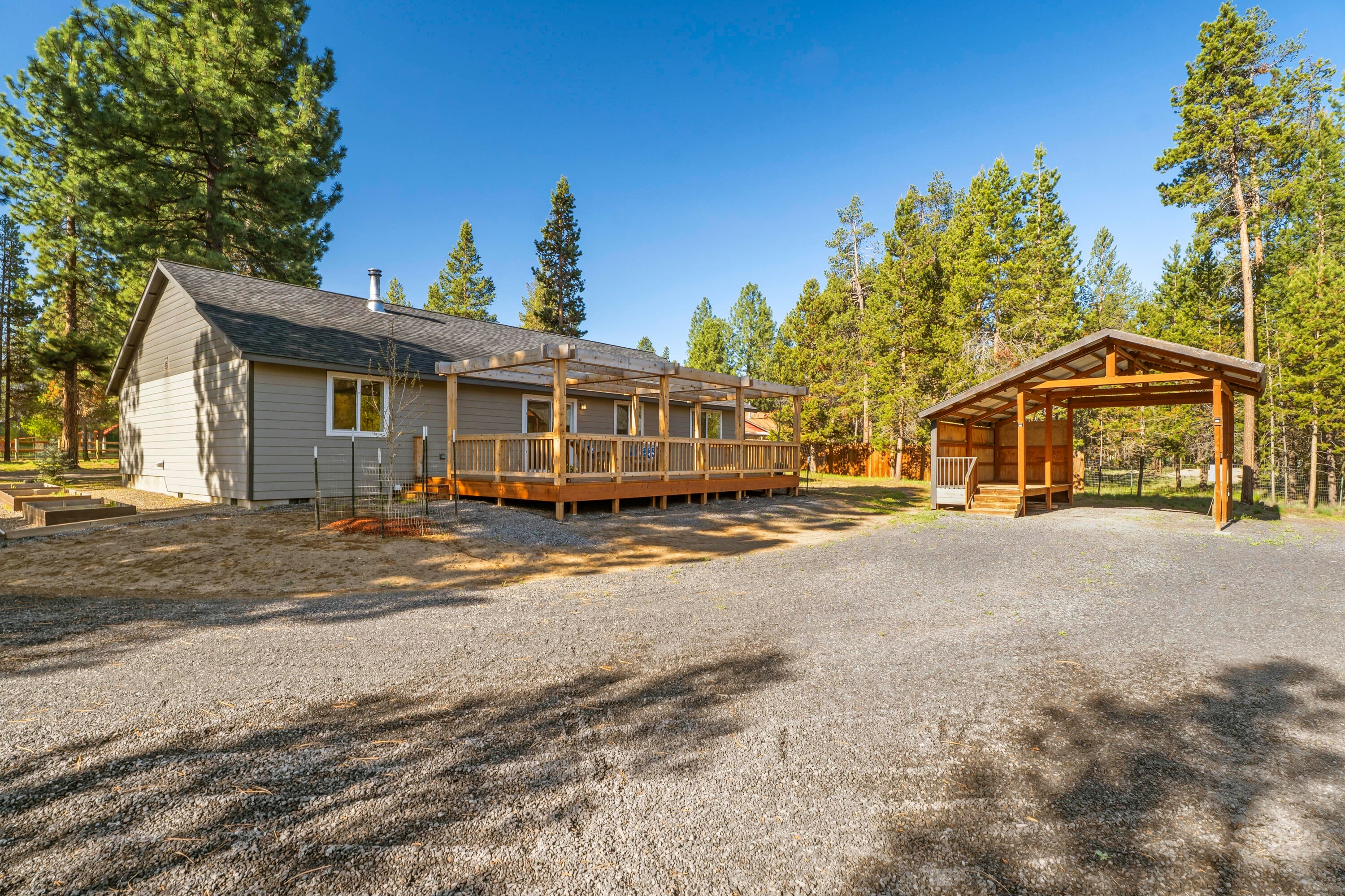 16050 Dick Road La Pine, OR 97739 - Photo 42 of 59 11-Exterior