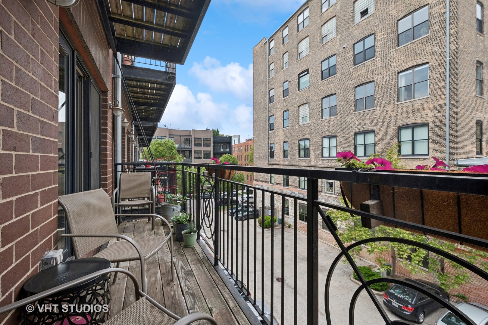 521 North Racine Avenue, Unit 3 Chicago, IL 60642 - Photo 19 of 21 Gallery Image 19