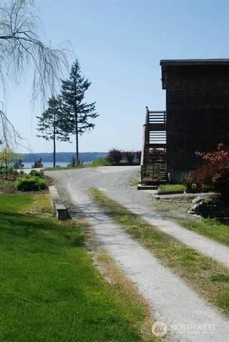 $1,395 | 418 Starfield Lane, Camano Island, WA 98282