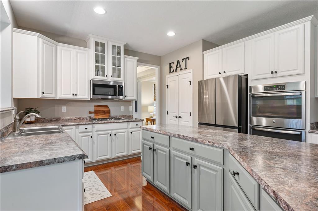 2044 Eagle Ridge Drive Valencia, PA 16059 - Photo 11 of 39 Gallery Image 11