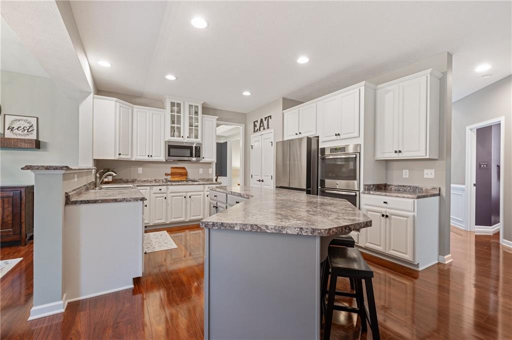2044 Eagle Ridge Drive Valencia, PA 16059 - Photo 8 of 39 Gallery Image 8