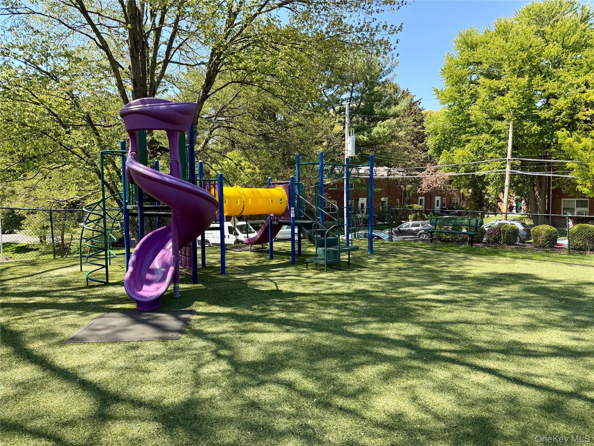 182 Pinewood Road, Unit 24 Hartsdale, NY 10530 - Photo 15 of 16 Playground.
