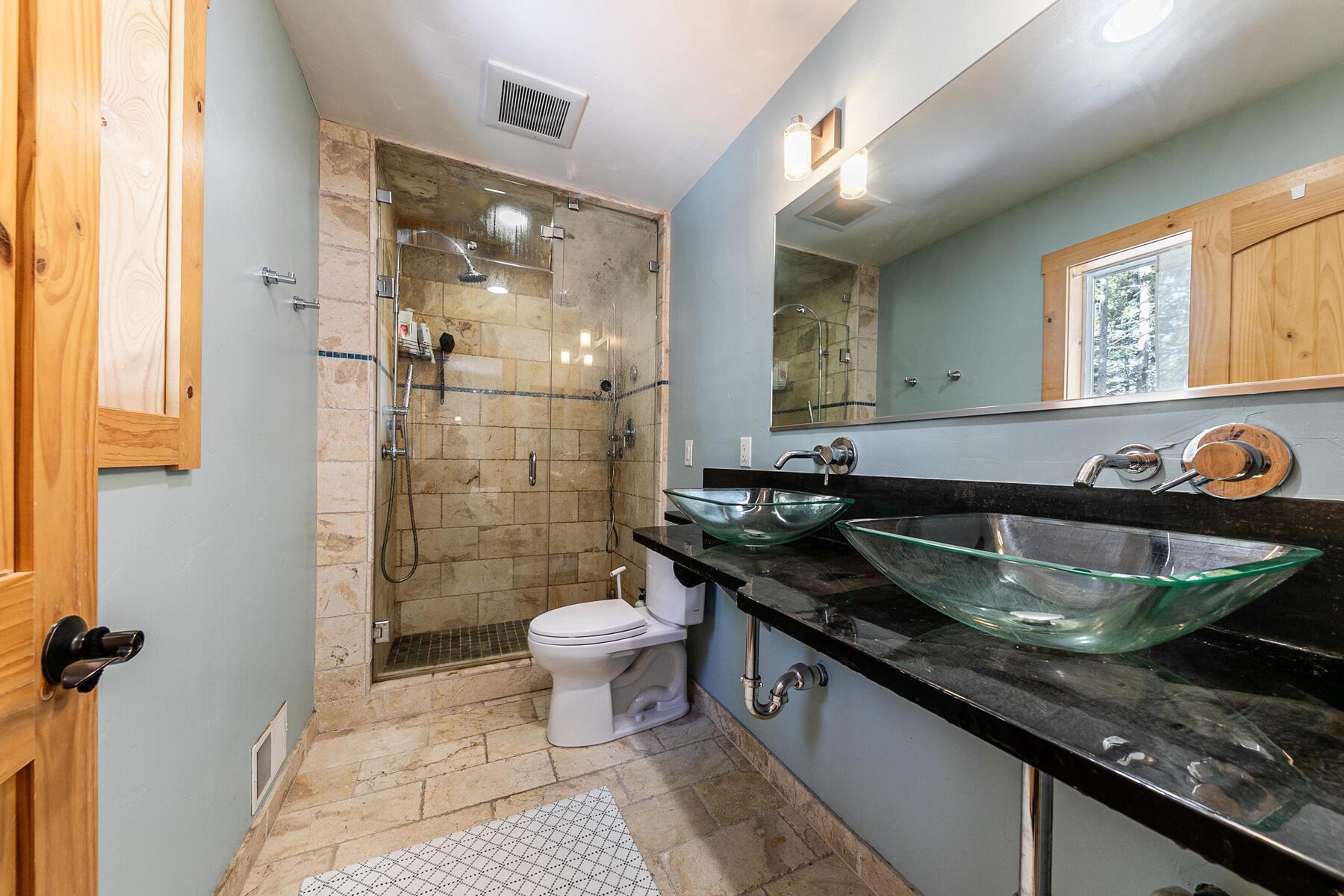 6192 Serene Road Soda Springs, CA 95728 - Photo 11 of 26