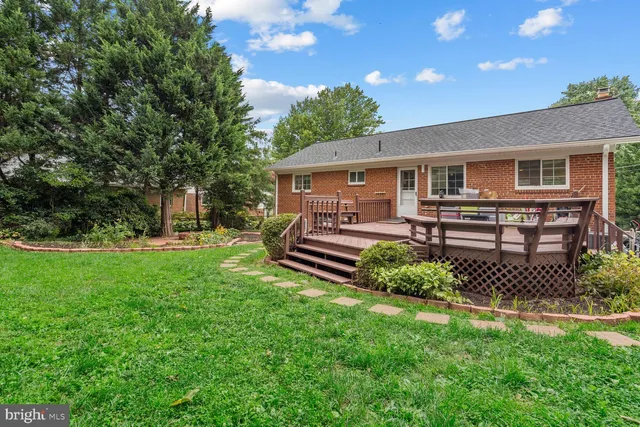 $3,800 | 3826 Pickett Court, Annandale, VA 22003