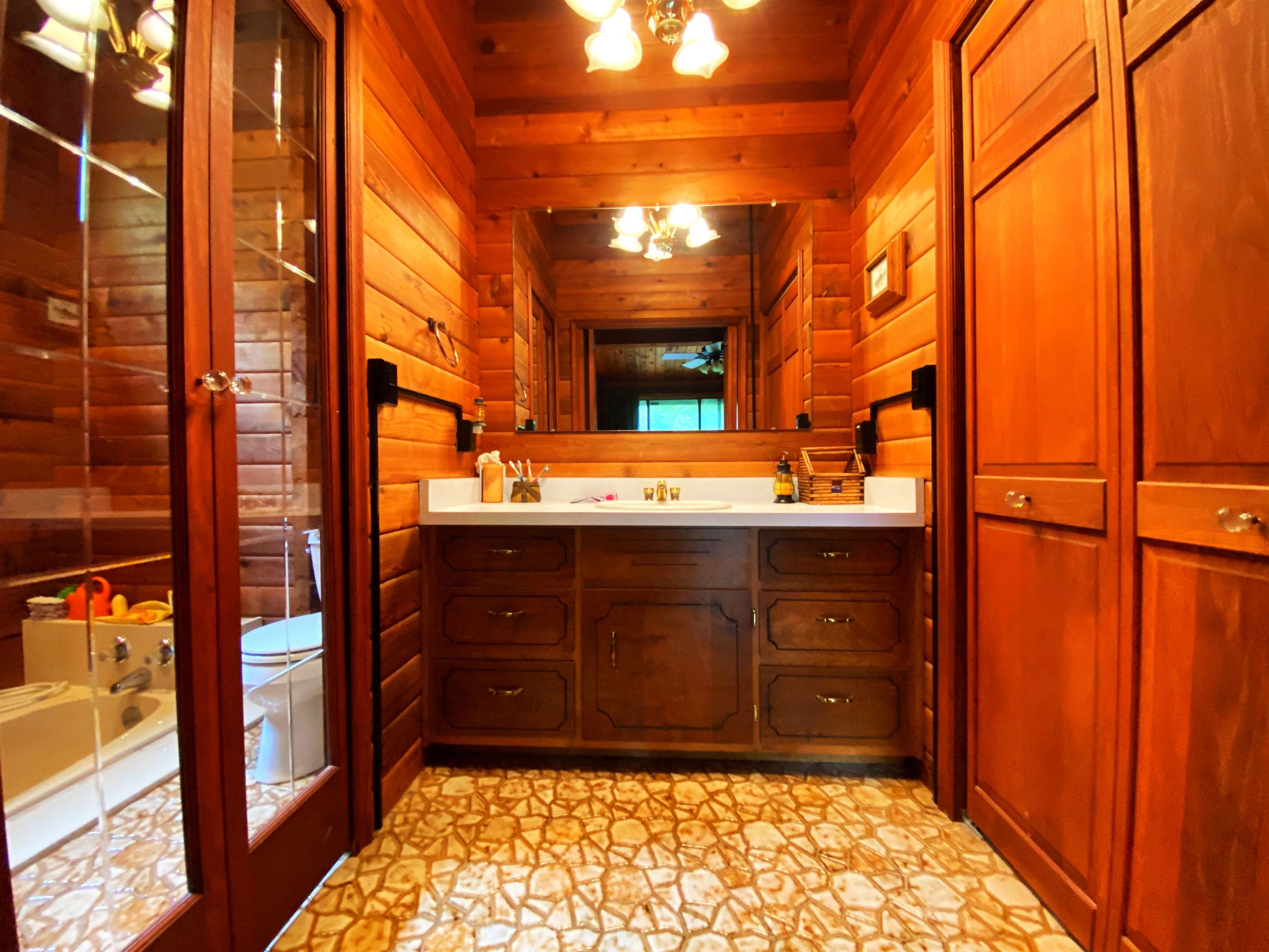 191 Love Road Lyndhurst, VA 22952 - Photo 43 of 68 Gallery Image 43