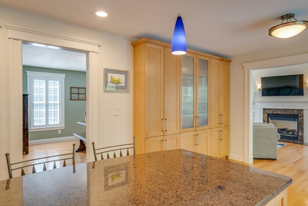 400 Davis Road Bedford, MA 01730 - Photo 7 of 42 Gallery Image 7