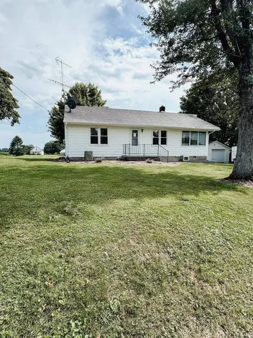 $1,200 | 707 Jackson Street, Holland, IN 47541