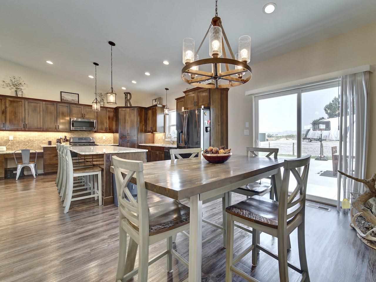 1428 N Road Loma, CO 81524 - Photo 9 of 30 Gallery Image 9