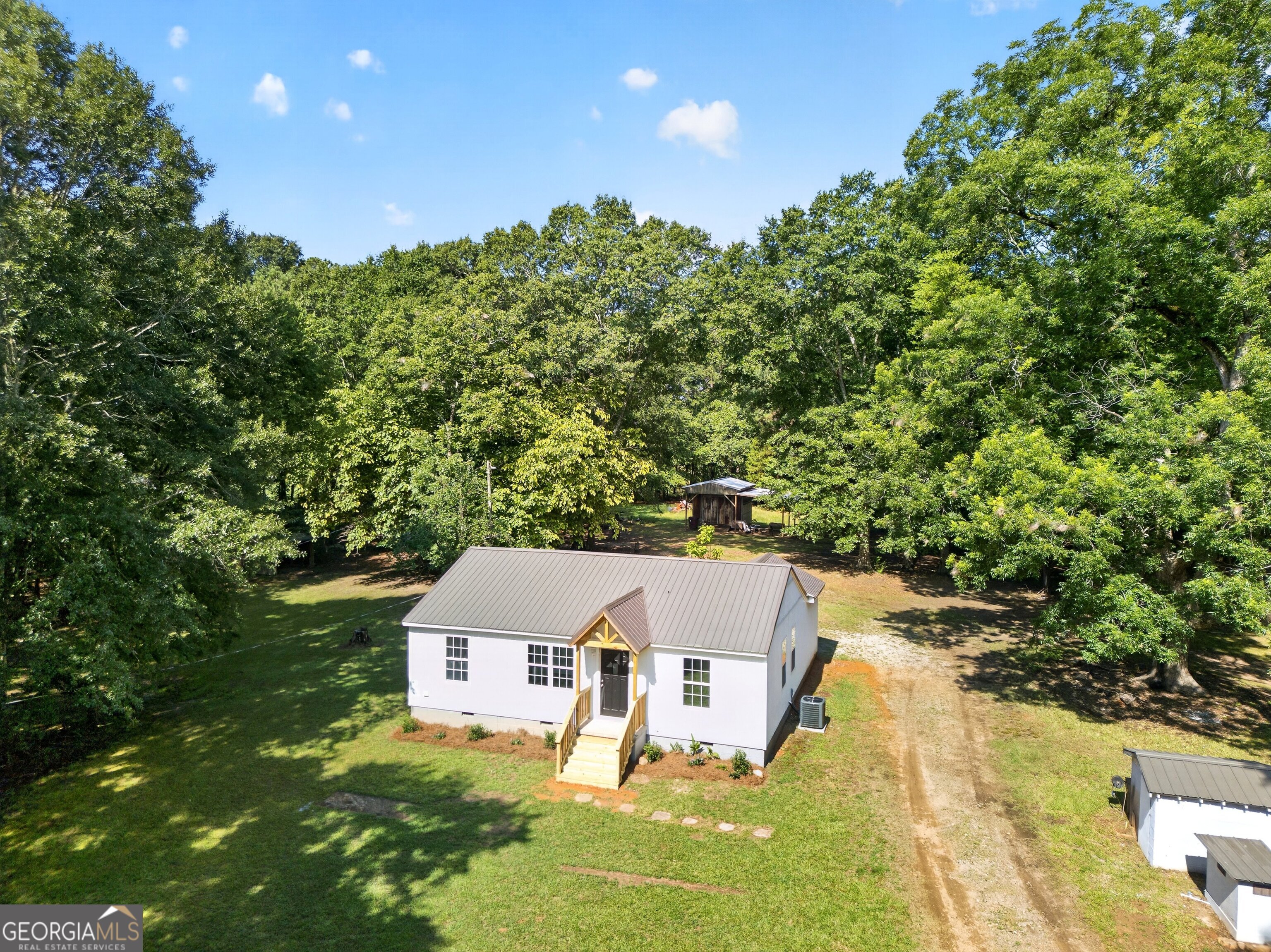 209 Kendrick Road Zebulon, GA 30295 - Photo 2 of 39