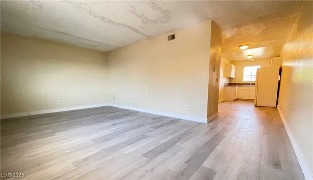 $900 | 1709 Fairfield Avenue, Unit G, Las Vegas, NV 89102