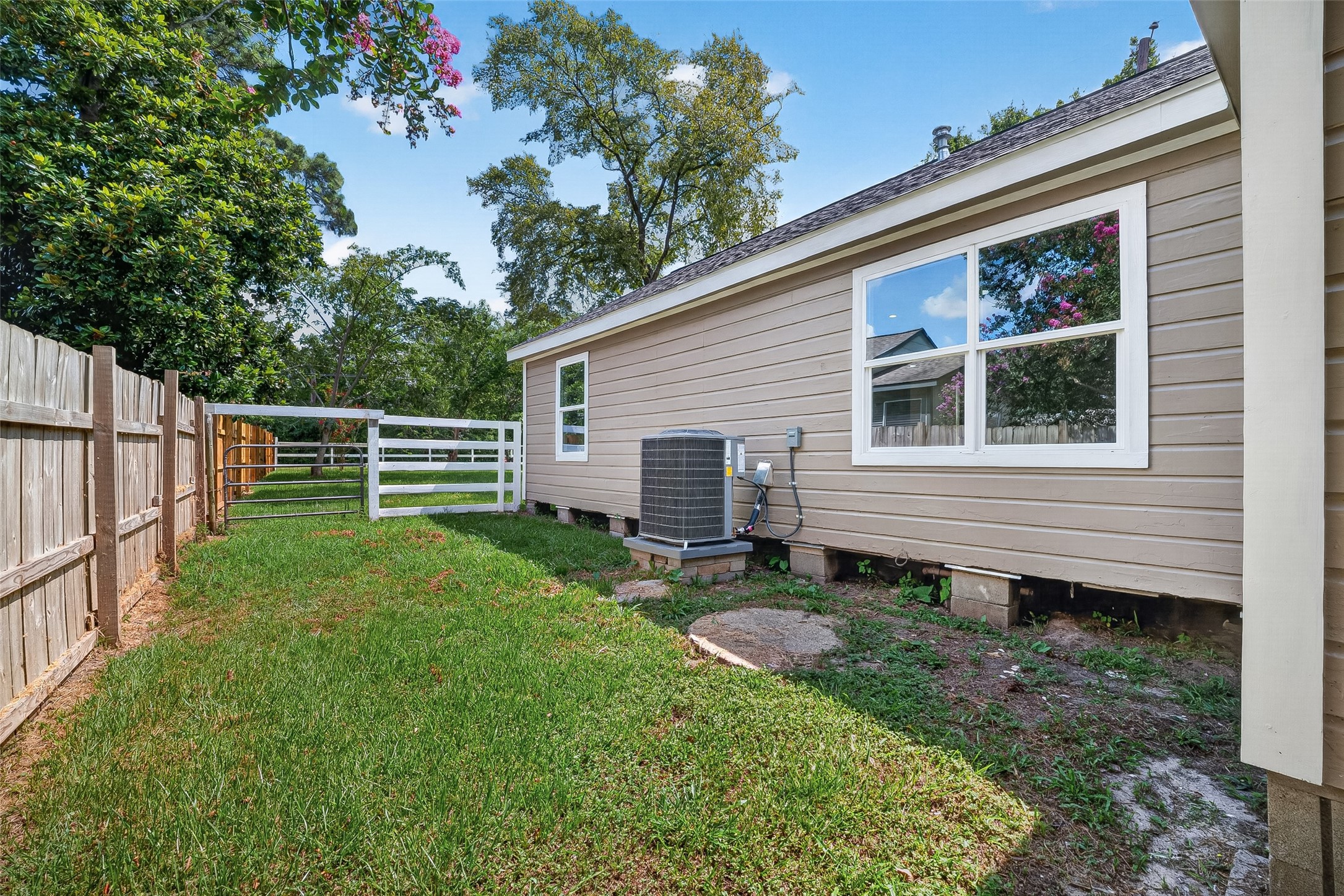 106 South 9th Street Highlands, TX 77562 - Photo 41 of 50
