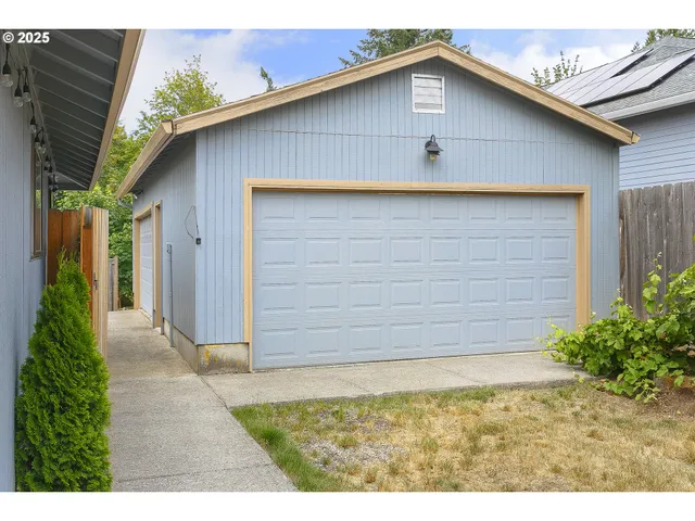 a front view of house with yard