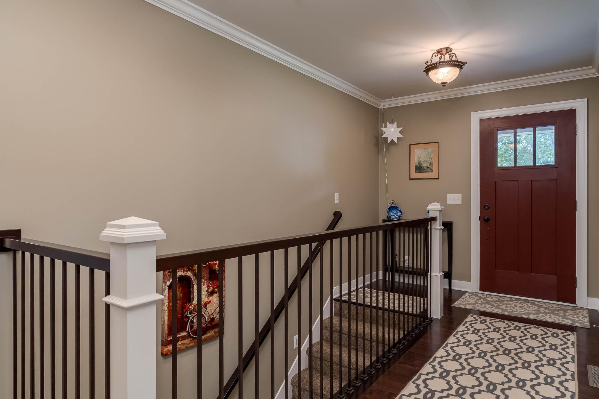 809 Spruce Place St. Peter, MN 56082 - Photo 4 of 49