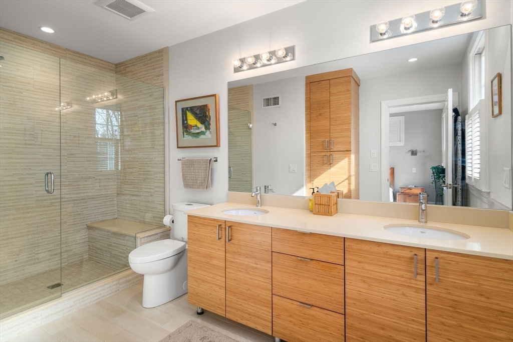 16 York Terrace Brookline, MA 02446 - Photo 20 of 42