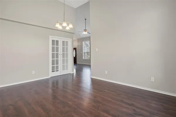$2,500 | 1301 Spring Street, Allen, TX 75002