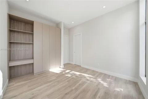 $3,750,000 | 1117 Southeast 9th Street, Fort Lauderdale, FL 33316