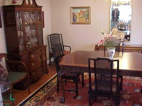 983 Fisher Road Grosse Pointe, MI 48230 - Photo 6 of 9 782817-5.JPG
