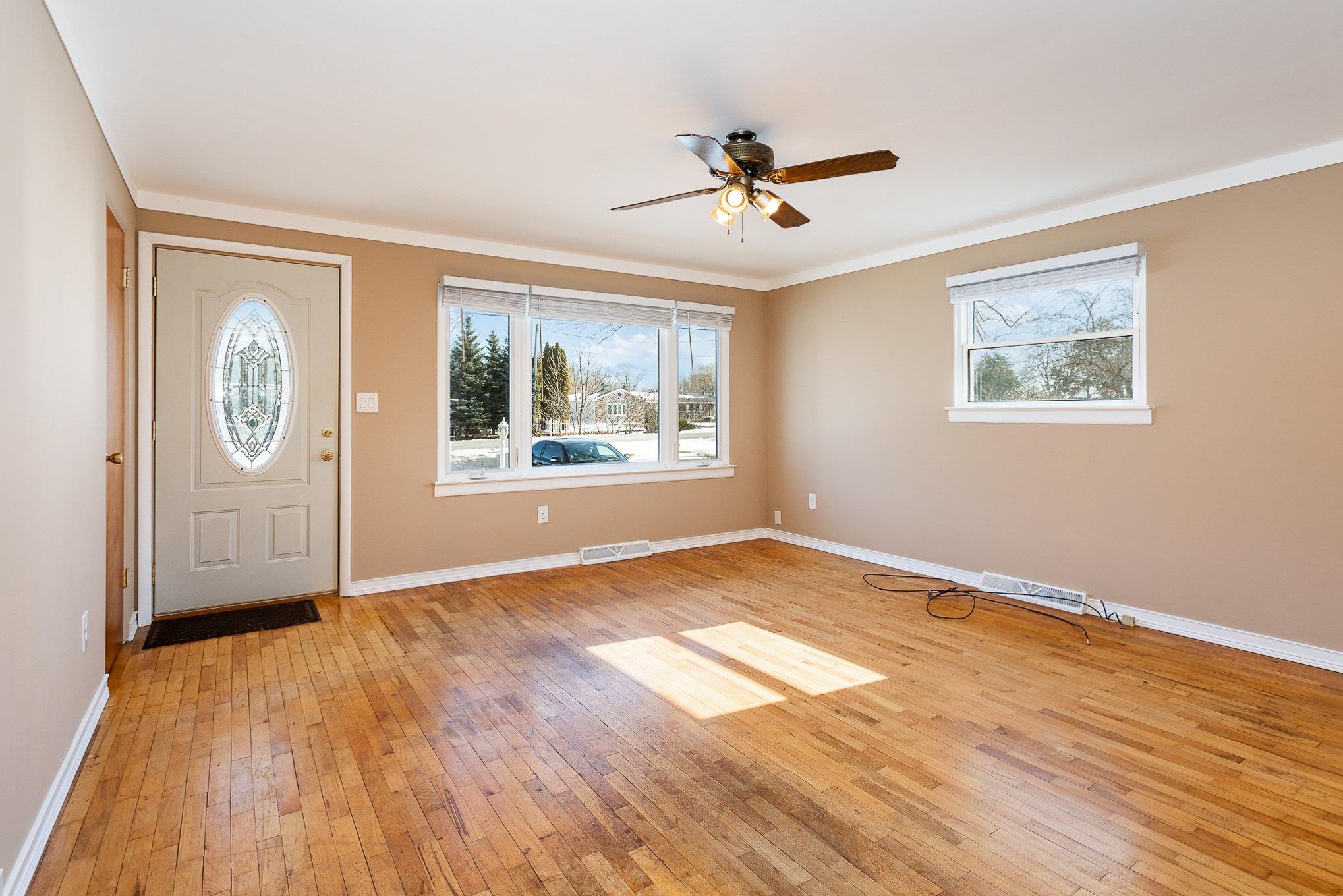 82 South Trumbull Road Bay City, MI 48708 - Photo 12 of 29 50134067-833a90ad-7d9b-426f-824e-147374f6a774.JPG