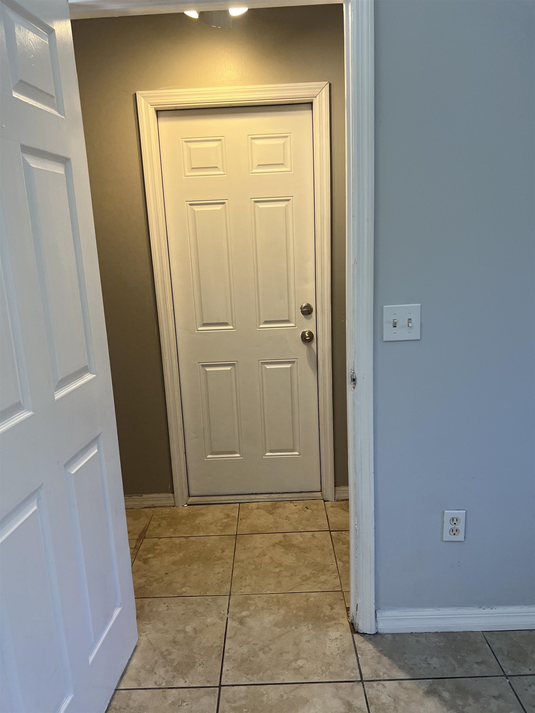 5465 Datil Pepper Road St. Augustine, FL 32086 - Photo 23 of 28 a view of an entryway door