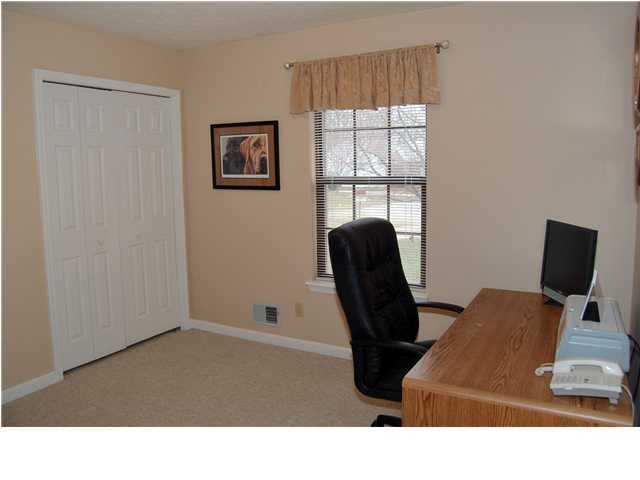 7100 Fld Rdg Court Louisville, KY 40291 - Photo 9 of 10 Additional Photo
