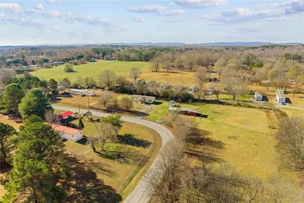 $239,900 | 214 Nassau Circle, Chatsworth, GA 30705