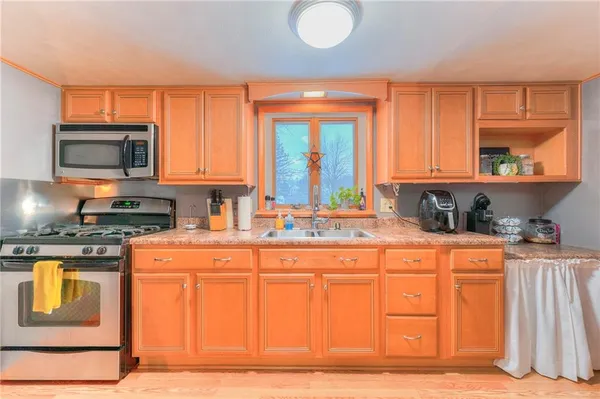 $146,000 | 324 Lafferty Street, Jeannette, PA 15644