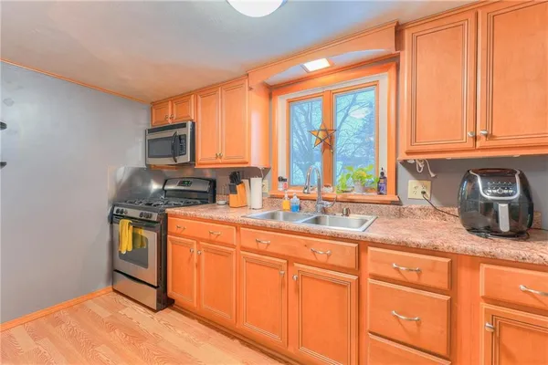 $146,000 | 324 Lafferty Street, Jeannette, PA 15644