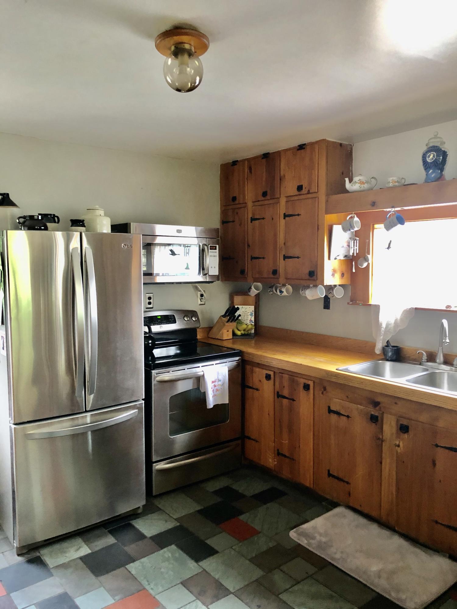 428 Black Mountain Road Harrison, ME 04040 - Photo 15 of 49 Kitchen