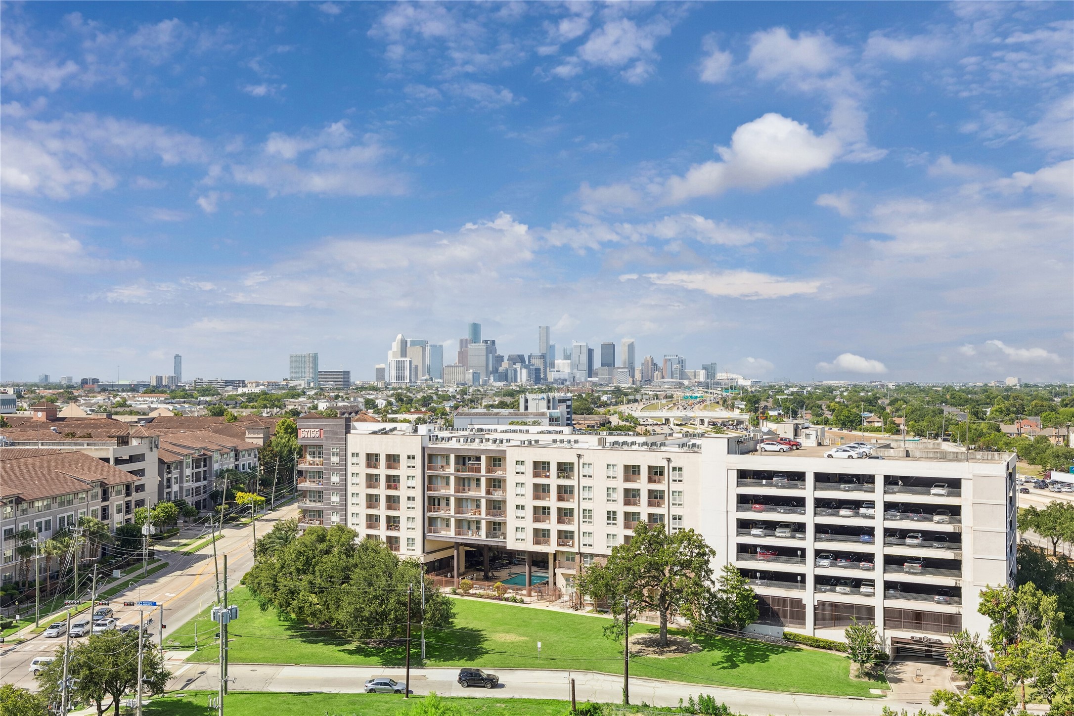 5925 Almeda Road, Unit 11011 Houston, TX 77004 - Photo 20 of 24 Hello Houston!