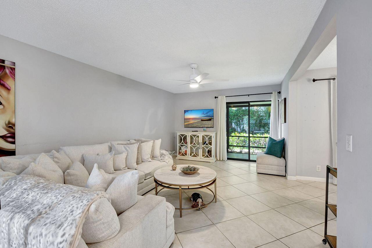 7200 Northwest 2nd Avenue, Unit 164 Boca Raton, FL 33487 - Photo 5 of 34 DSC_1086