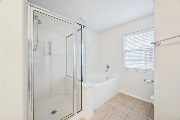 $2,300 | 3206 Pearl Bluff Lane, Houston, TX 77047