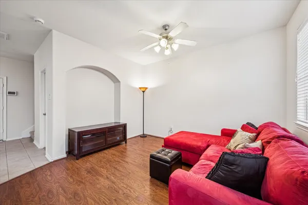 $2,300 | 3206 Pearl Bluff Lane, Houston, TX 77047