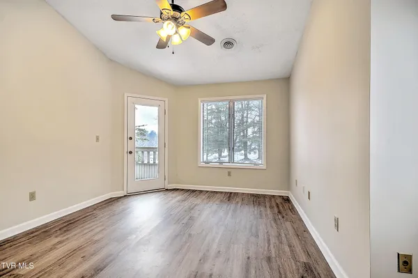 $159,900 | 130 Quail Run, Unit 130, Bristol, VA 24201