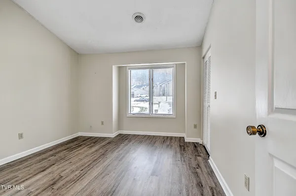 $159,900 | 130 Quail Run, Unit 130, Bristol, VA 24201