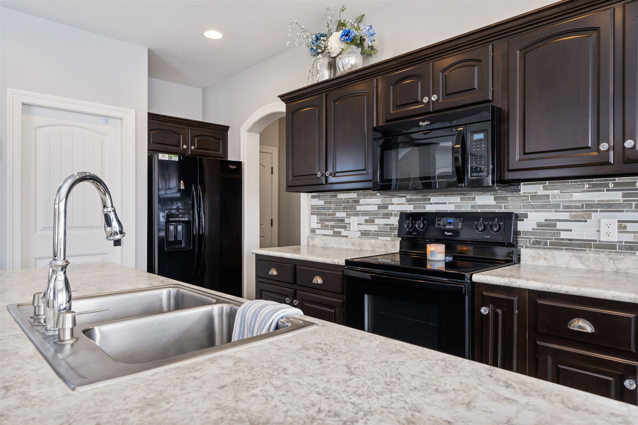 13709 Ruffner Road Fort Wayne, IN 46814 - Photo 9 of 36 Gallery Image 9