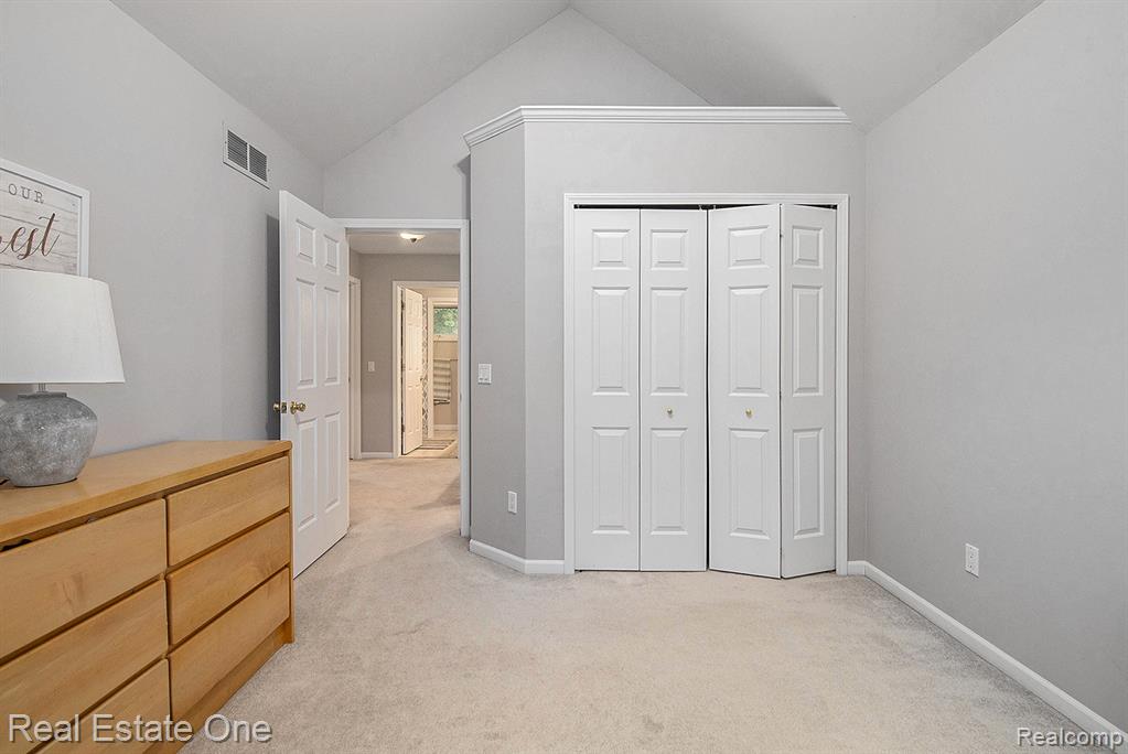 9832 Kingston Ridge Clarkston, MI 48348 - Photo 28 of 59 Gallery Image 28