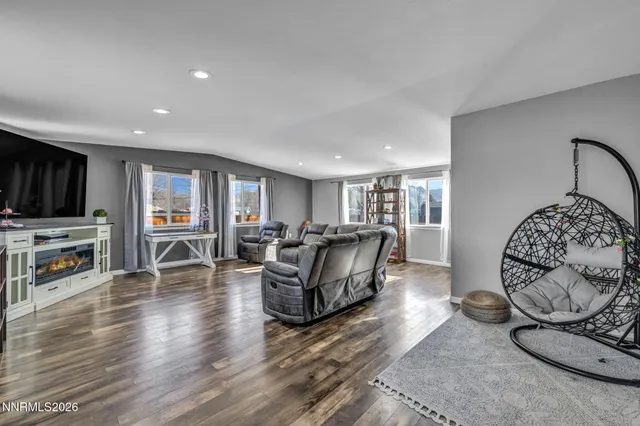 $435,000 | 410 Paramount Court, Reno, NV 89506