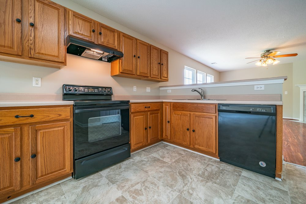 3323 Marshlane Way Raleigh, NC 27610 - Photo 15 of 30 Kitchen