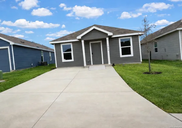 $184,900 | 1030 Snedeker Drive, San Antonio, TX 78221