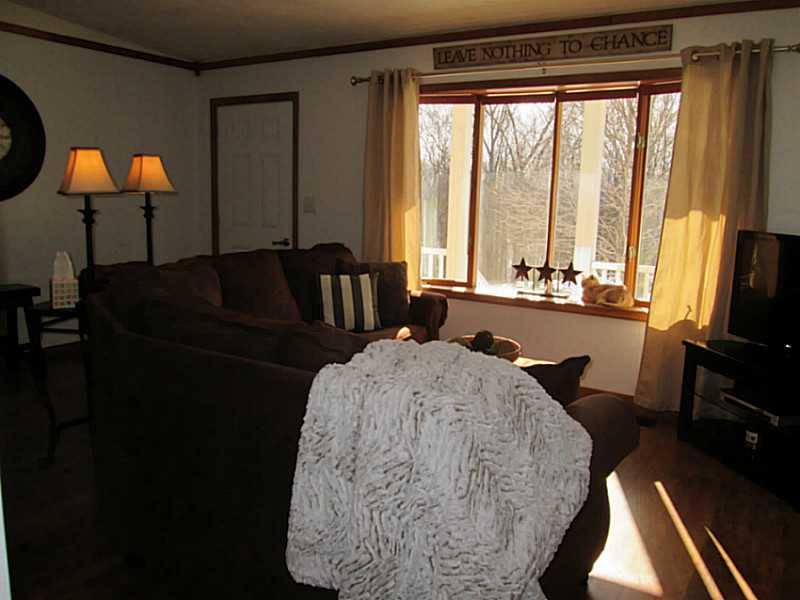 111 Shroyer Mill Road Butler, PA 16001 - Photo 3 of 25 Living Room.