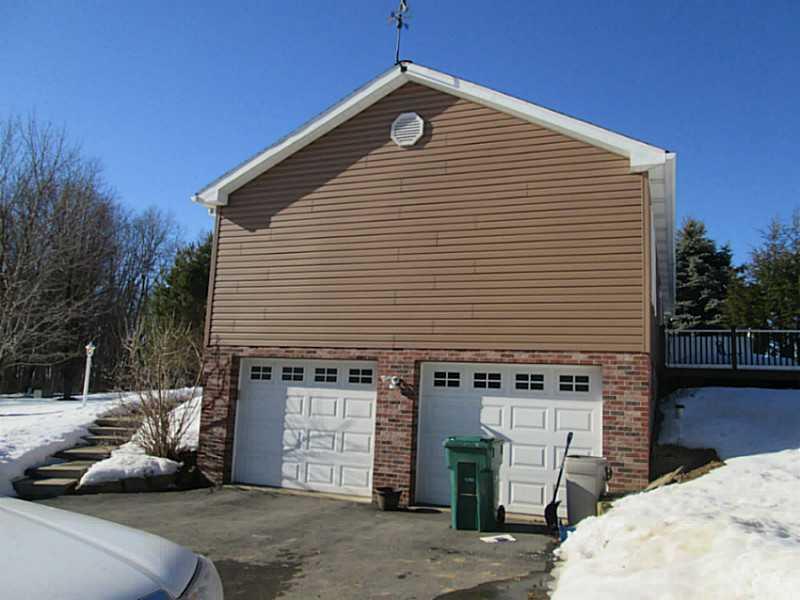 111 Shroyer Mill Road Butler, PA 16001 - Photo 23 of 25 Parking Lot/Garage.