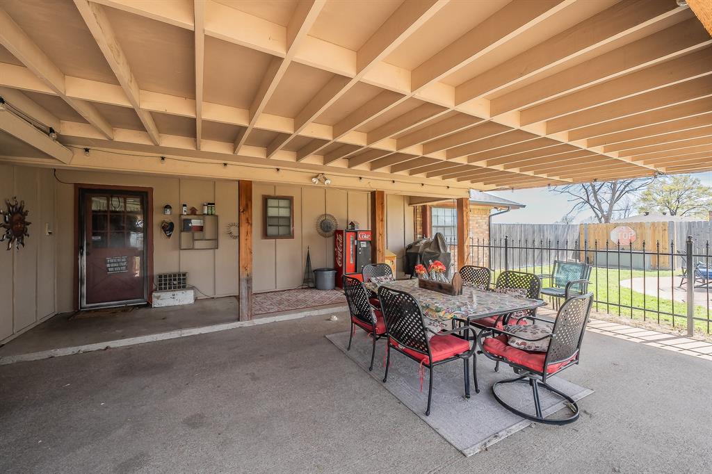 11485 Ridgeview Circle Fort Worth, TX 76244 - Photo 17 of 40 Covered patio in back yard overlooking the pool and acreage