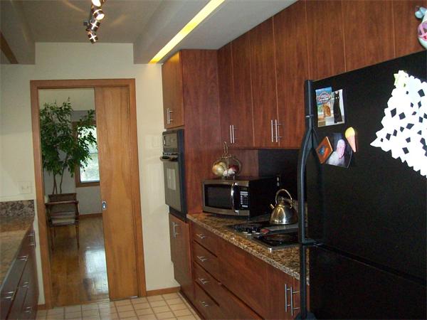 115 Bretton Road West Springfield, MA 01089 - Photo 4 of 21 Gallery Image 4