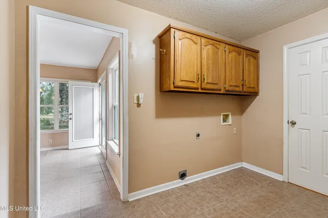 $385,000 | 1250 Robertson Road, Hernando, MS 38632