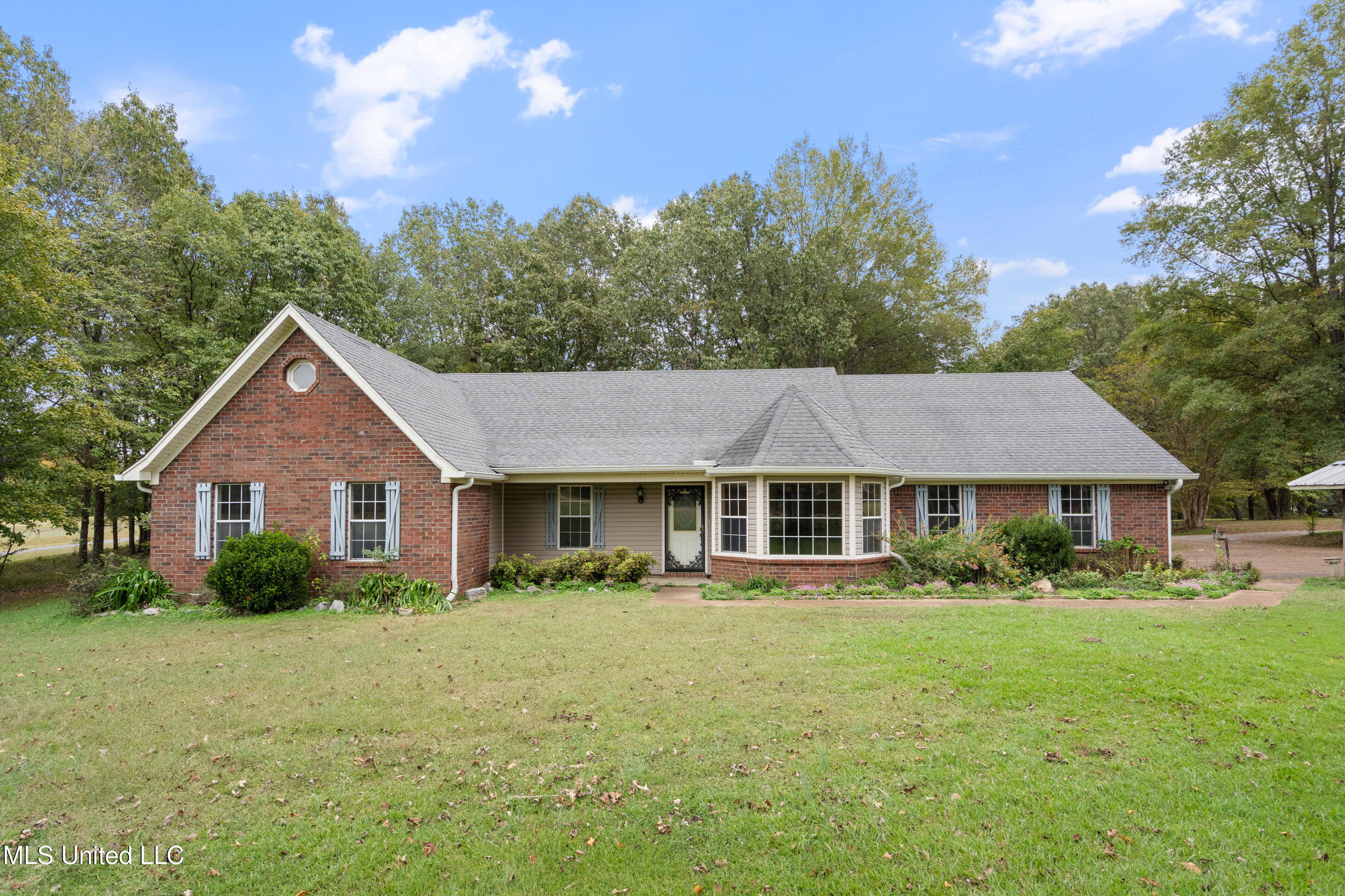 1250 Robertson Road Hernando, MS 38632 - Photo 2 of 33 2__dsc6018