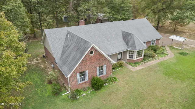 $385,000 | 1250 Robertson Road, Hernando, MS 38632