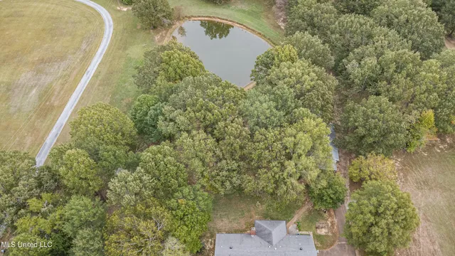 $385,000 | 1250 Robertson Road, Hernando, MS 38632