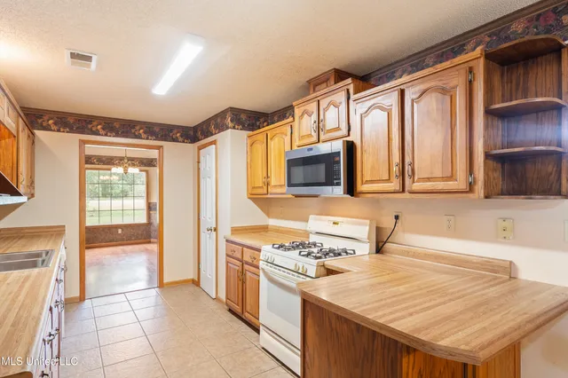 $385,000 | 1250 Robertson Road, Hernando, MS 38632