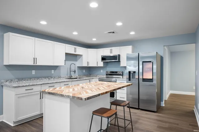 $200,000 | 1910 East Delta Drive, Muncie, IN 47303